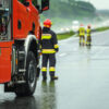 Wavre : un camion-citerne des pompiers se renverse