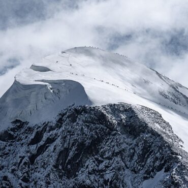 Pyrénées : Grosse frayeur et blessé grave après une avalanche !