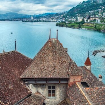 Trèbes : Nuit de Cauchemar au Château Saint-Julia, le Bâtiment Dévasté