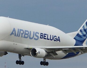 Airbus Toulouse : Une Porte Record pour le Futur Géant du Fret Aérien !