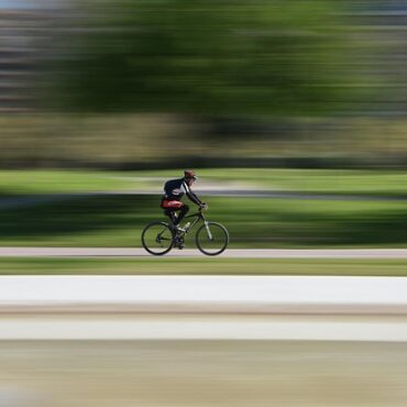 Velib’racing : le bois de Vincennes en mode Fast & Furious (version vélo gris)