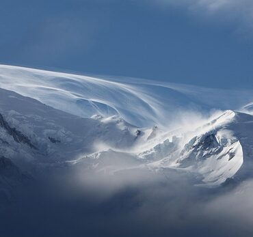 Exploit Alpin en Haute-Savoie : Un Duo de Choc Pulvérise le Record Chamonix-Mont Blanc !