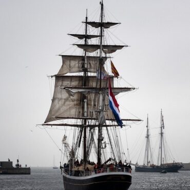 Un Galion Spectaculaire Jette l'Ancre en Loire-Atlantique : Ne Le Manquez Pas !