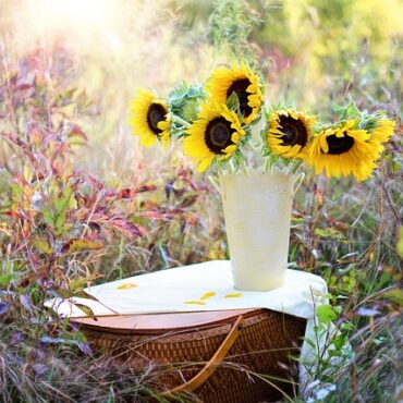 À Vicq-sur-Breuilh, Gabriel Rétif fait éclore des bouquets en céramique plus vrais que nature