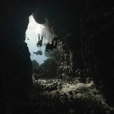 Lot : Plongée Souterraine, Un Paradis Sous Terre Qui Exige la Plus Grande Prudence !