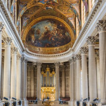 Hôtel-Dieu de Lyon : Sa Chapelle Baroque Retrouve Tout Son Éclat !