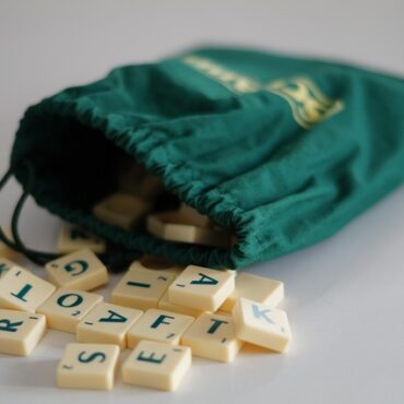Vichy, capitale du Scrabble : 2500 mordus de mots s'affrontent dans l'Allier !