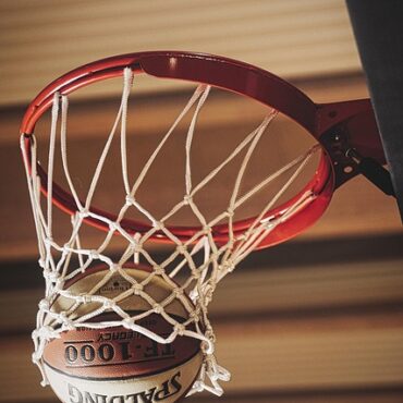 Cholet Basket : Le destin de fer de Fabrice Lefrançois, le coach qui ne lâche rien