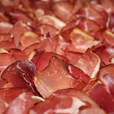 Viande espagnole à Toulouse : la sortie de Voynet fait mouche ! Un choix logique pour le climat ?