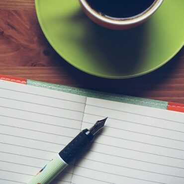 Ça y est, le mot « bouiner » entre au dictionnaire : une consécration normande !