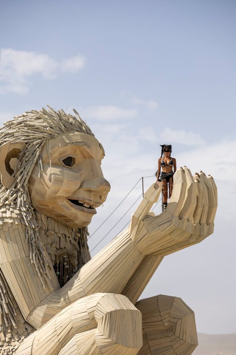 De la Corrèze au désert du Nevada : une sculpture monumentale s'envole pour Burning Man !