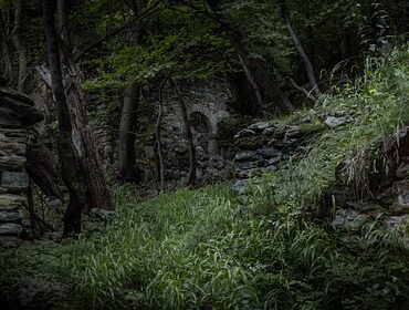 Auvergne : Issandolanges, le village fantôme qui refuse l'oubli