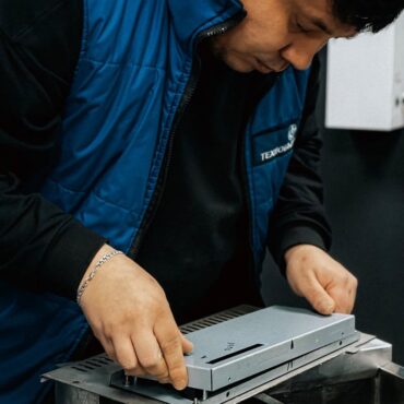 Bonne nouvelle en Vendée : Daan Tech et son lave-vaisselle « Bob » sauvent leur peau !