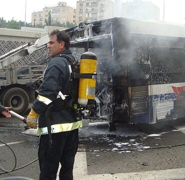 Grosse frayeur matinale aux Brouzils : un bus scolaire impliqué dans un accident, aucun blessé !