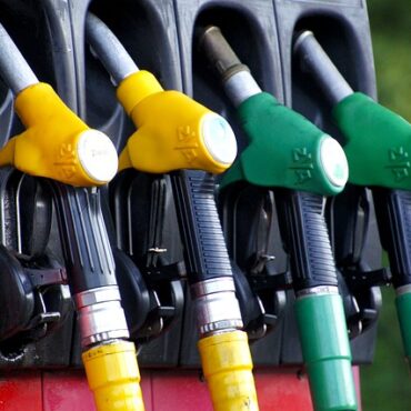 Aide Carburant : 100€, un plein qui ne suffit pas aux auxiliaires de vie d'Île-de-France !