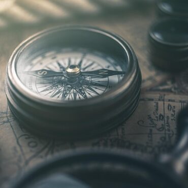 Défi fou : Deux Normands traversent la Manche à l'ancienne, sans GPS !