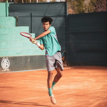 Mont-Saint-Aignan : Daniel Jade, 17 ans, déjà vainqueur chez les pros !