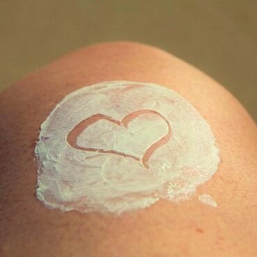 Grand Est : soleil, bronzage... et santé ! Les vrais conseils d'une dermato pour votre peau cet été.