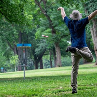 Strasbourg Vole Haut : Les Champions d'Ultimate Frisbee qui Règlent Tout Eux-Mêmes !