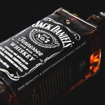 Coup de Maître : Une Liqueur Auvergnate d'Orcines Sacrée Meilleure au Monde !