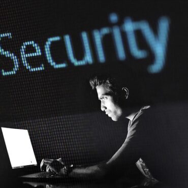 Cyberattaques : Un Expert de Limoges Vous Révèle Ses Astuces Anti-Hackers !