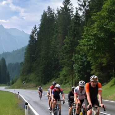 Tour AURA 2026 : L'étape alpine Saint-Vulbas > Crest-Voland, un défi de taille !