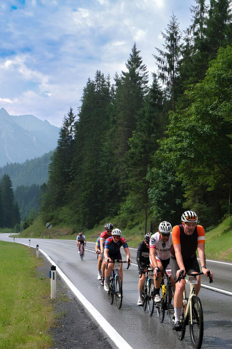 Tour AURA 2026 : L'étape alpine Saint-Vulbas > Crest-Voland, un défi de taille !