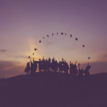 L'X bousculée par ses diplômés : Une remise de diplômes sous haute tension !