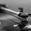 Adieu à Frank Michael : Le chanteur de charme nous quitte à 79 ans