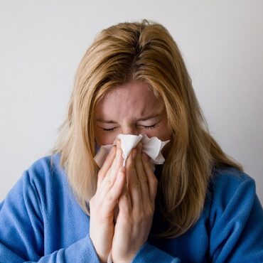 Allergies : dans le Loiret, on récolte « l'or jaune » qui vous soigne