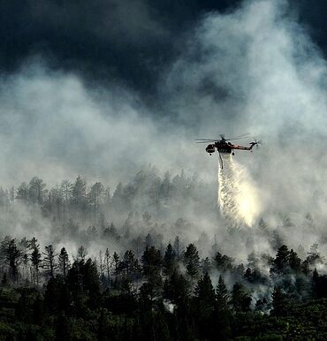 Gironde : un violent incendie dévaste 2 400 hectares près du bassin d'Arcachon