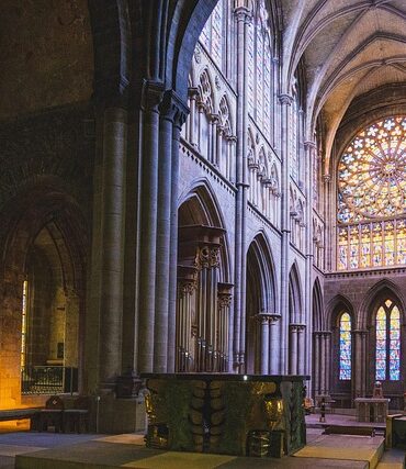 Tours : l'église Sainte-Jeanne-d'Arc cambriolée en pleine nuit