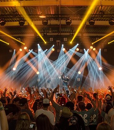 Marseille : un concert d'Amir annulé par mesure de sécurité