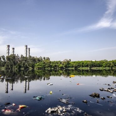 Orne : la baignade à nouveau prohibée au lac de Rabodanges