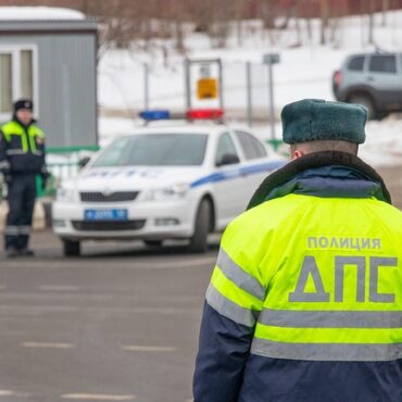 Excès de vitesse record sur l'A75 : un automobiliste belge intercepté à 217 km/h