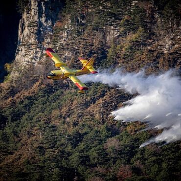 Drôme : un violent incendie ravage 80 hectares près de Bellegarde-en-Diois