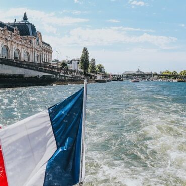 Seine polluée : les entraînements de natation stoppés net