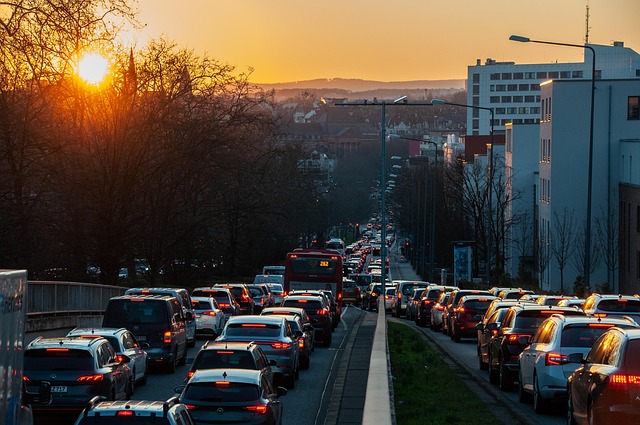 Pic d'ozone en Île-de-France : la vitesse abaissée sur les routes ce vendredi
