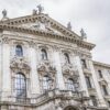 Un prêtre parisien mis en examen pour des viols sur mineurs