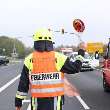 Nîmes : une policière secourt dix habitants lors d'un incendie dans le quartier Pissevin