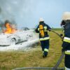 Incendie dans un parking à Fabrègues : un blessé et plusieurs voitures détruites