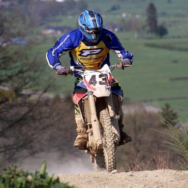 Gouville-sur-Mer : une dérogation pour arroser un circuit de motocross fait polémique