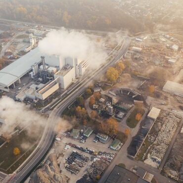 Grave accident industriel à Saint-Pierre-lès-Elbeuf : un ouvrier héliporté