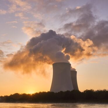 Flamanville : le réacteur EPR à l'arrêt pour une maintenance géante