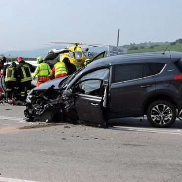 Houdain : une violente collision entre trois voitures fait onze blessés