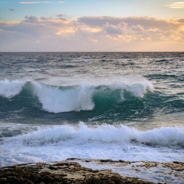 Îles Chausey : un pêcheur à pied perd la vie, un second sauvé des eaux