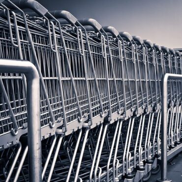 Oise : après un piratage informatique, les rayons frais d'un supermarché enfin réapprovisionnés